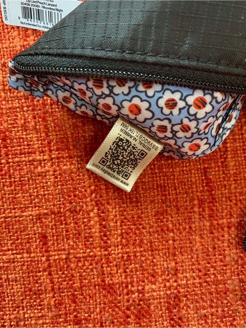 NWT Vera Bradley Nylon Black ID Zip Card Pouch Lanyard